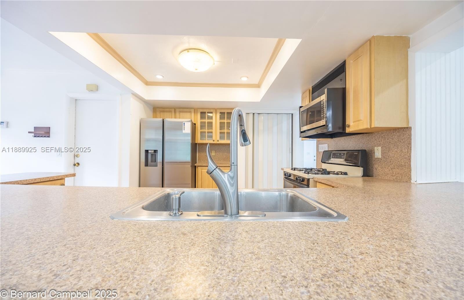 6612 Dahlia Drive — photo 8