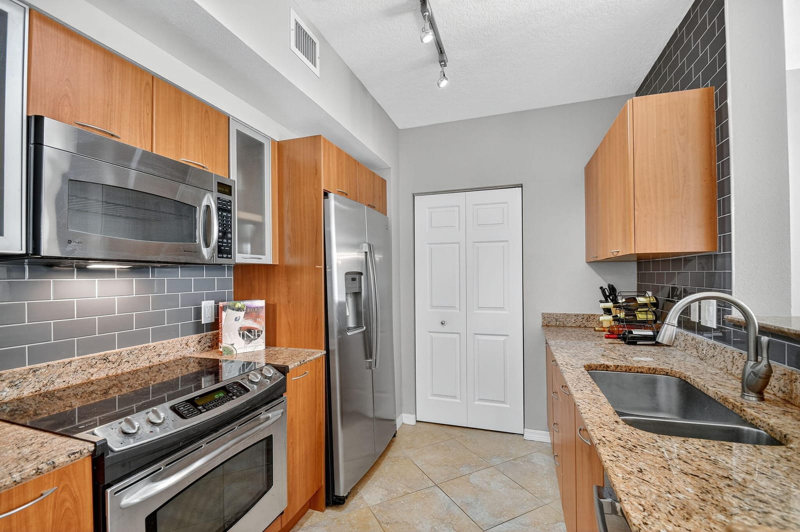 700 E Boynton Beach Boulevard 803, Boynton Beach, FL 33435 photo 12