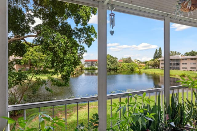 2850 Forest Hills Boulevard 201, sold in Lake Forest Condo, Coral Springs, FL