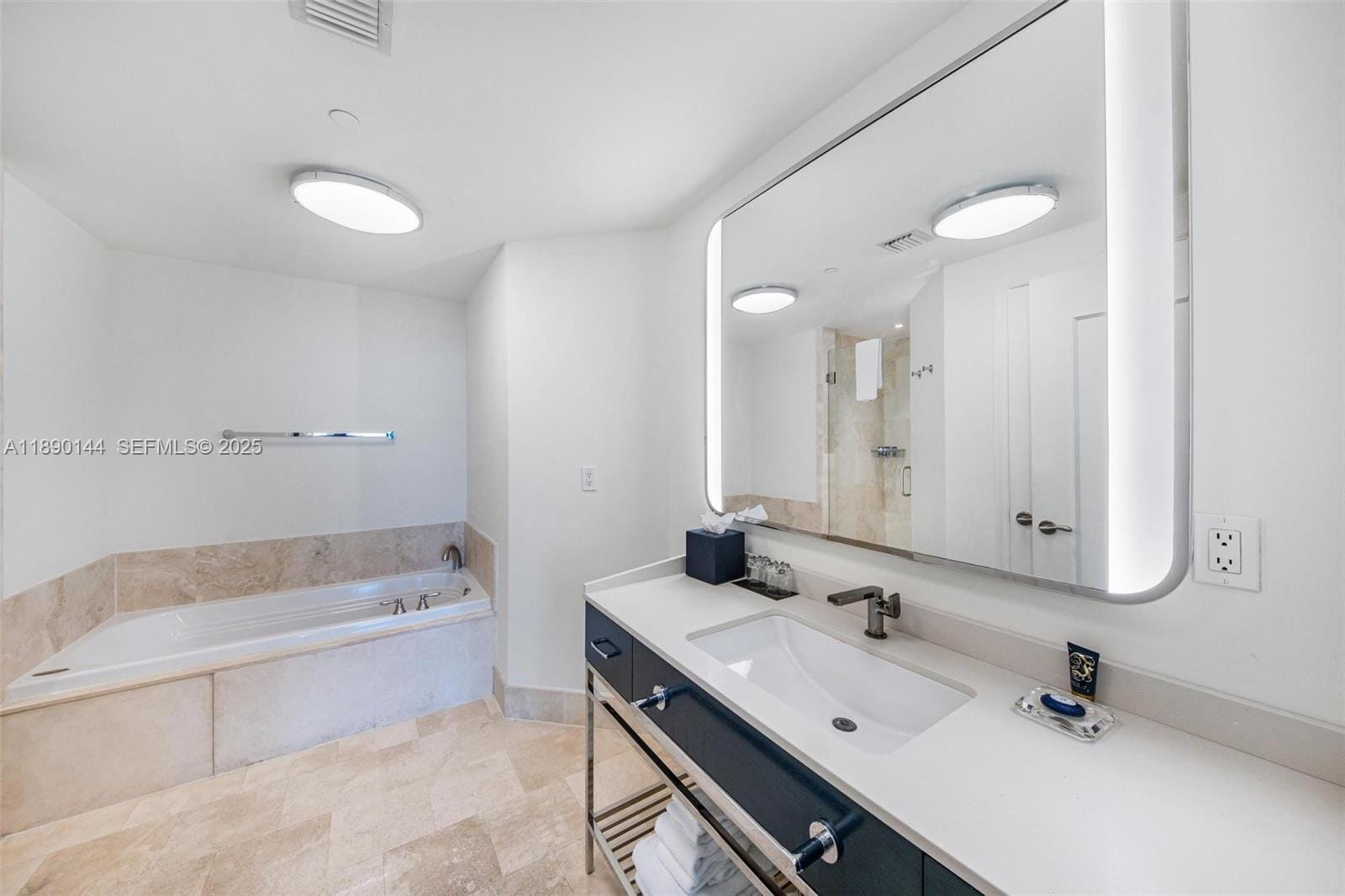 4401 Collins Avenue 3312, Miami Beach, FL 33140 photo 15