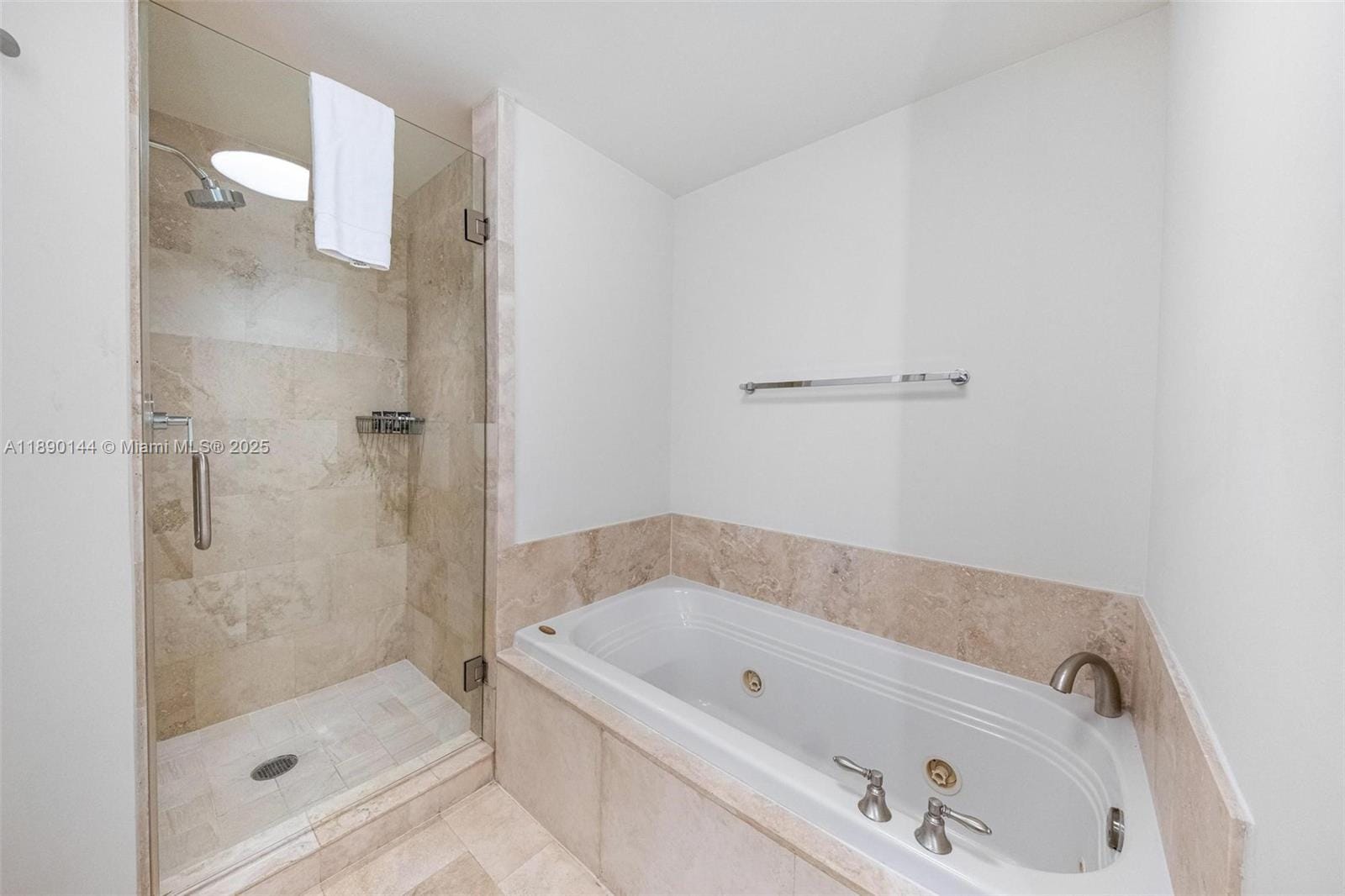 4401 Collins Avenue 3312, Miami Beach, FL 33140 photo 17