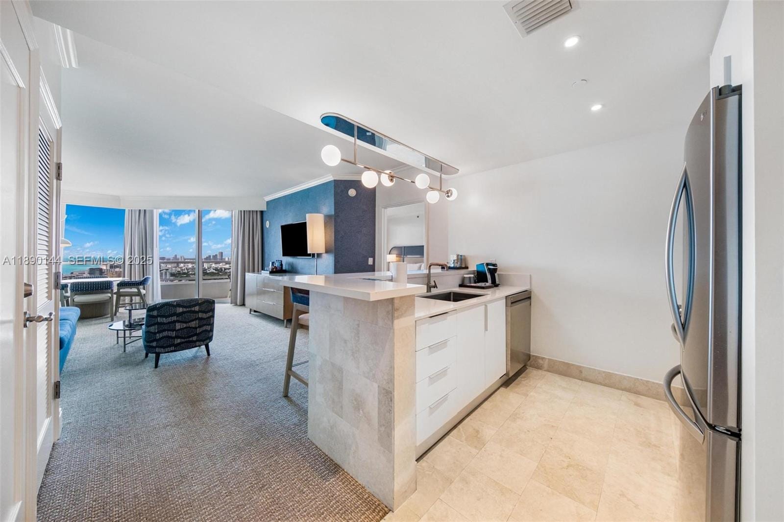4401 Collins Avenue 3312, Miami Beach, FL 33140 photo 3