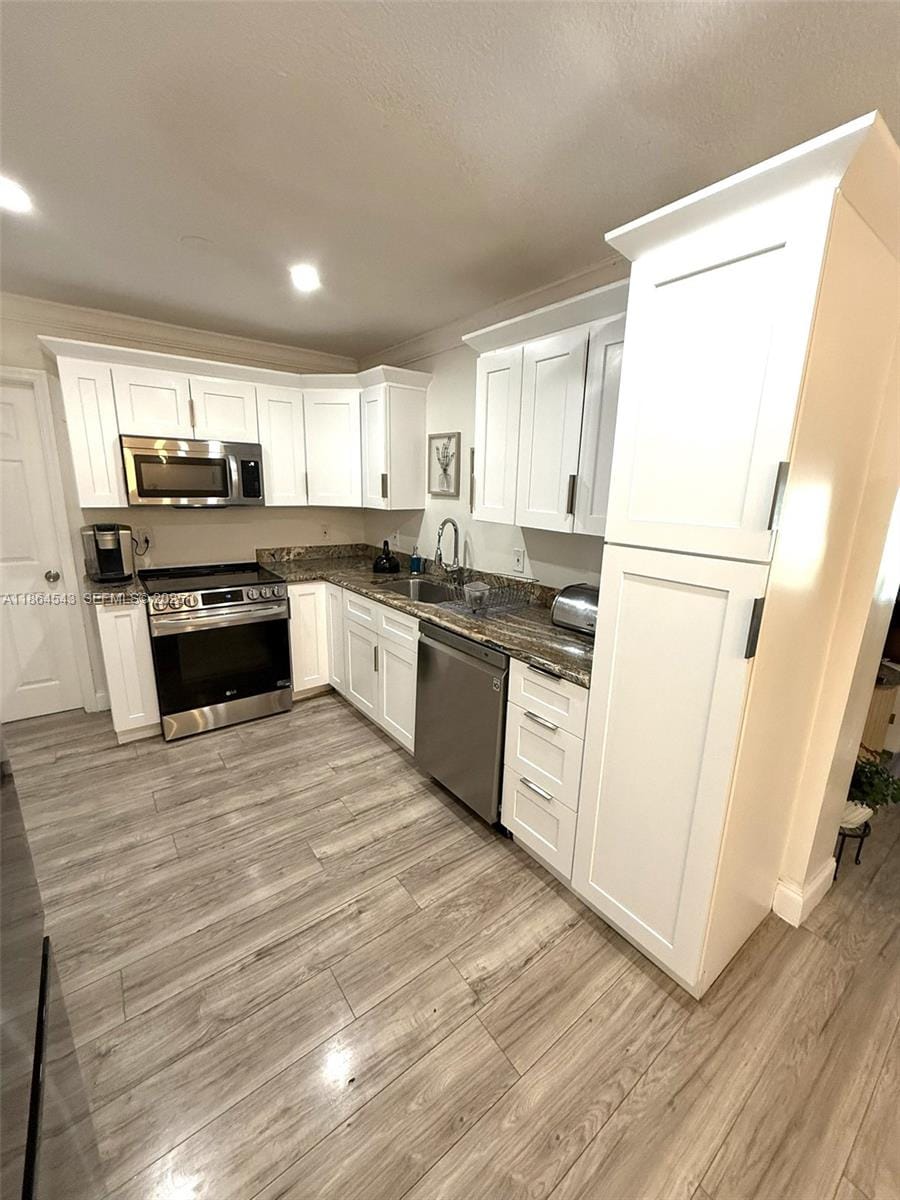 671 SW 14th Street — photo 7