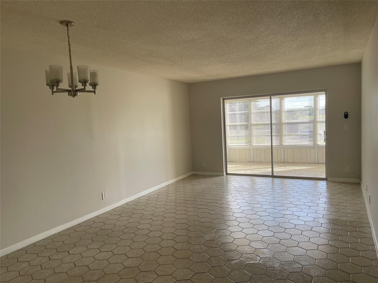 1005 Country Club Drive 205, Margate, FL 33063 photo 13