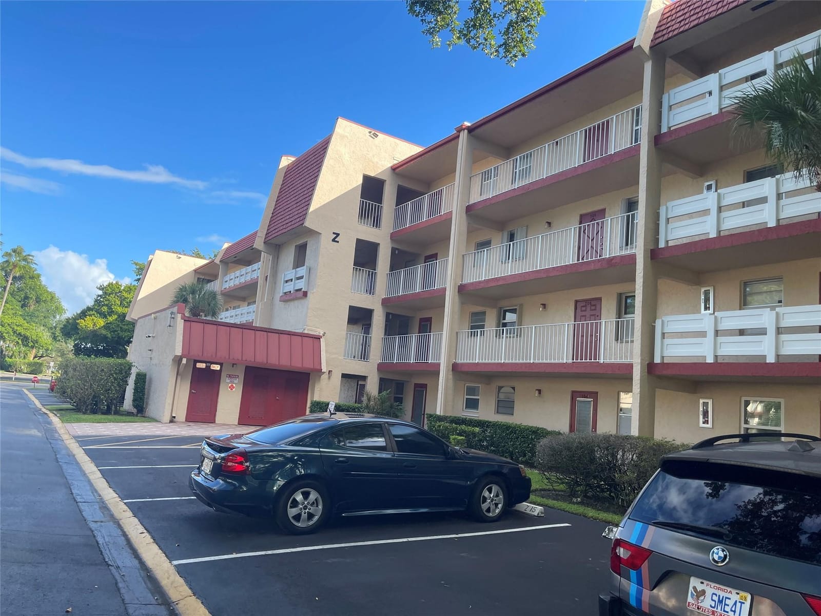 1005 Country Club Drive 205, Margate, FL 33063 photo 30