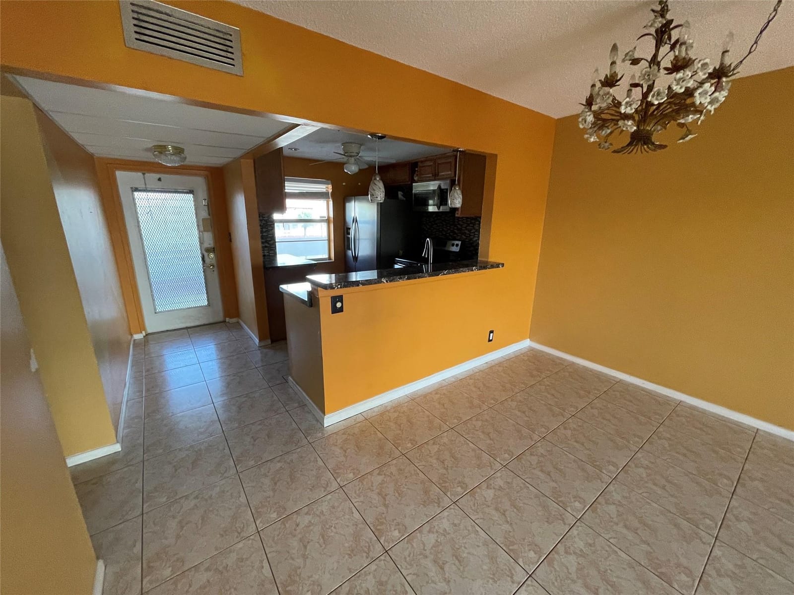 1025 Country Club Drive 407, Margate, FL 33063 photo 25