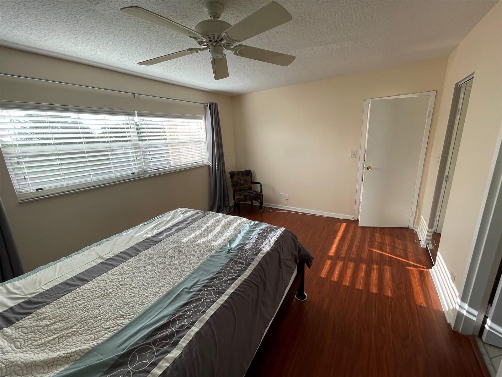 1025 Country Club Drive 301, Margate, FL 33063 photo 14