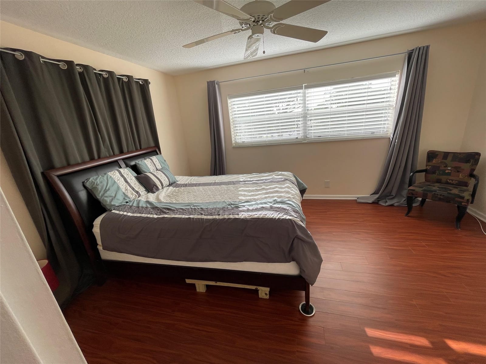 1025 Country Club Drive 301 — photo 9