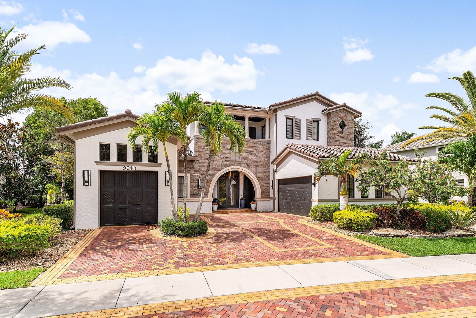 9910 Bay Leaf Court — photo 3