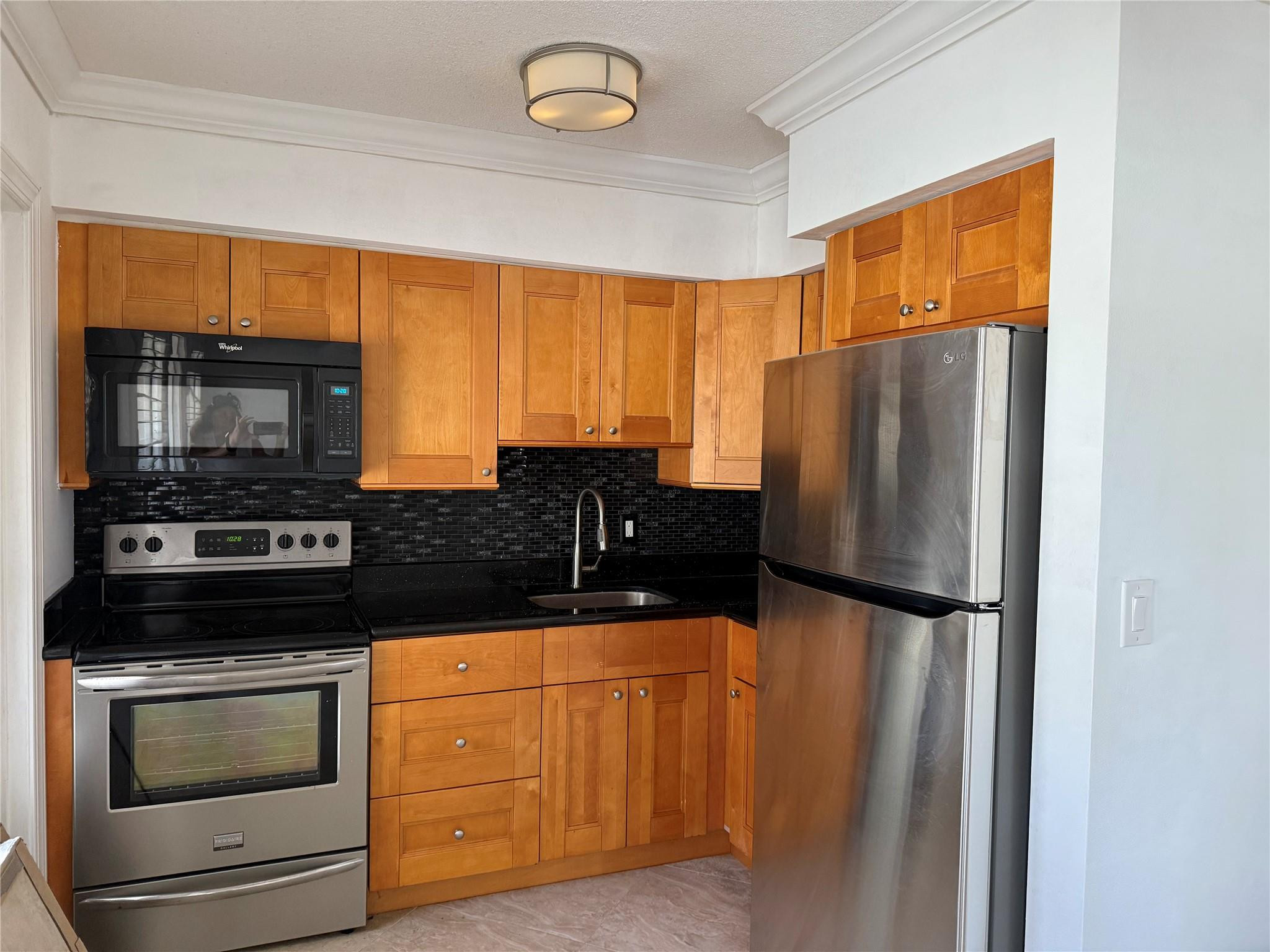2131 NE 42nd Court 202e, Lighthouse Point, FL 33064, Lighthouse Point