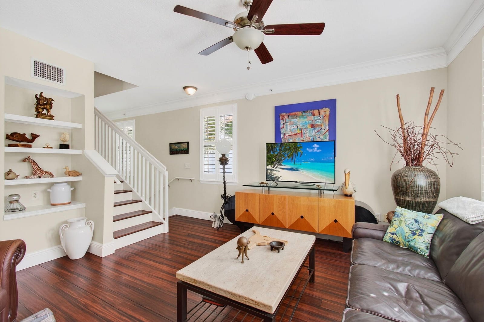 2056 Alta Meadows Lane 2301 — photo 5