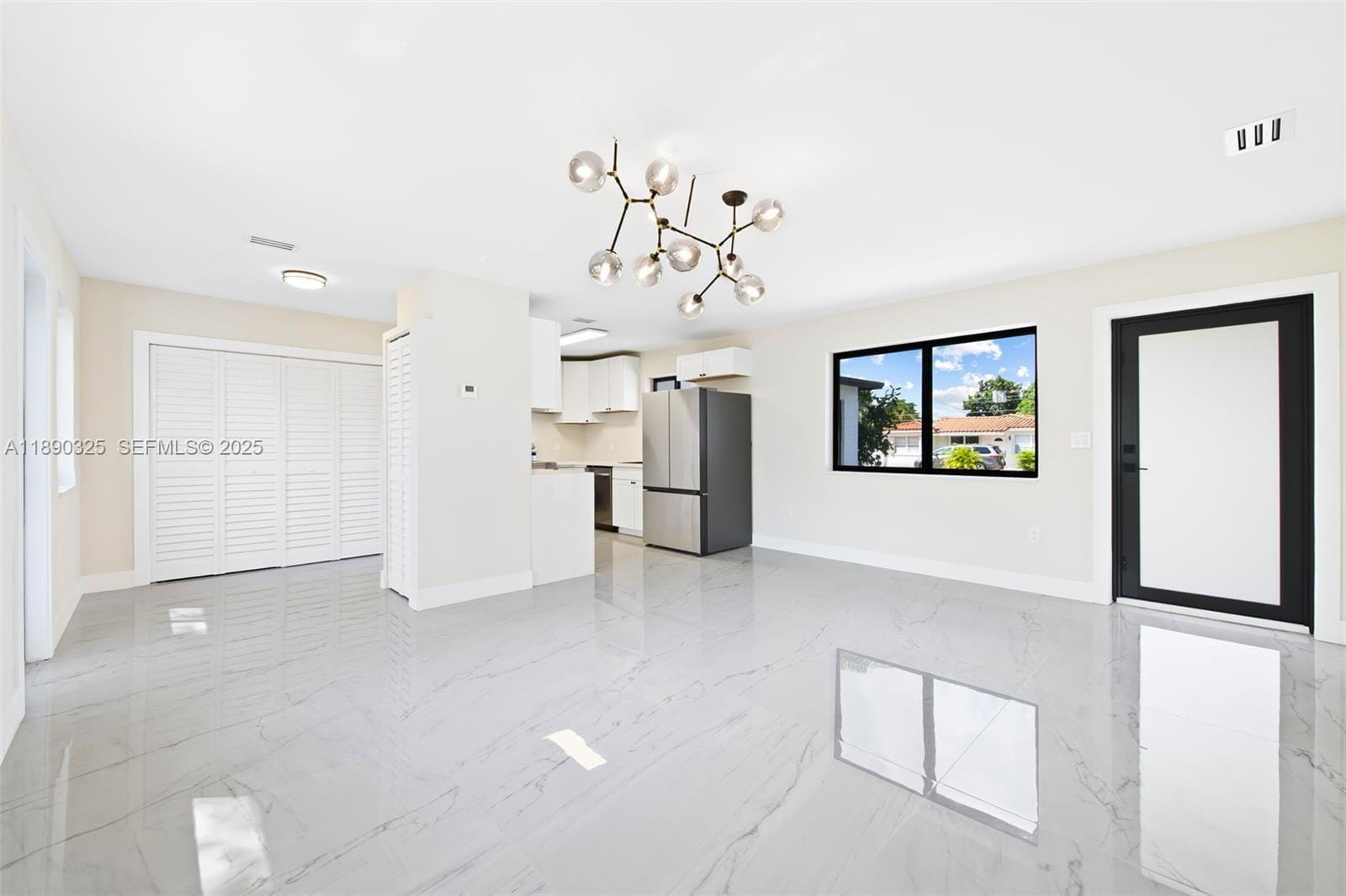 721 SW 5th Court, Hallandale Beach, FL 33009 photo 4