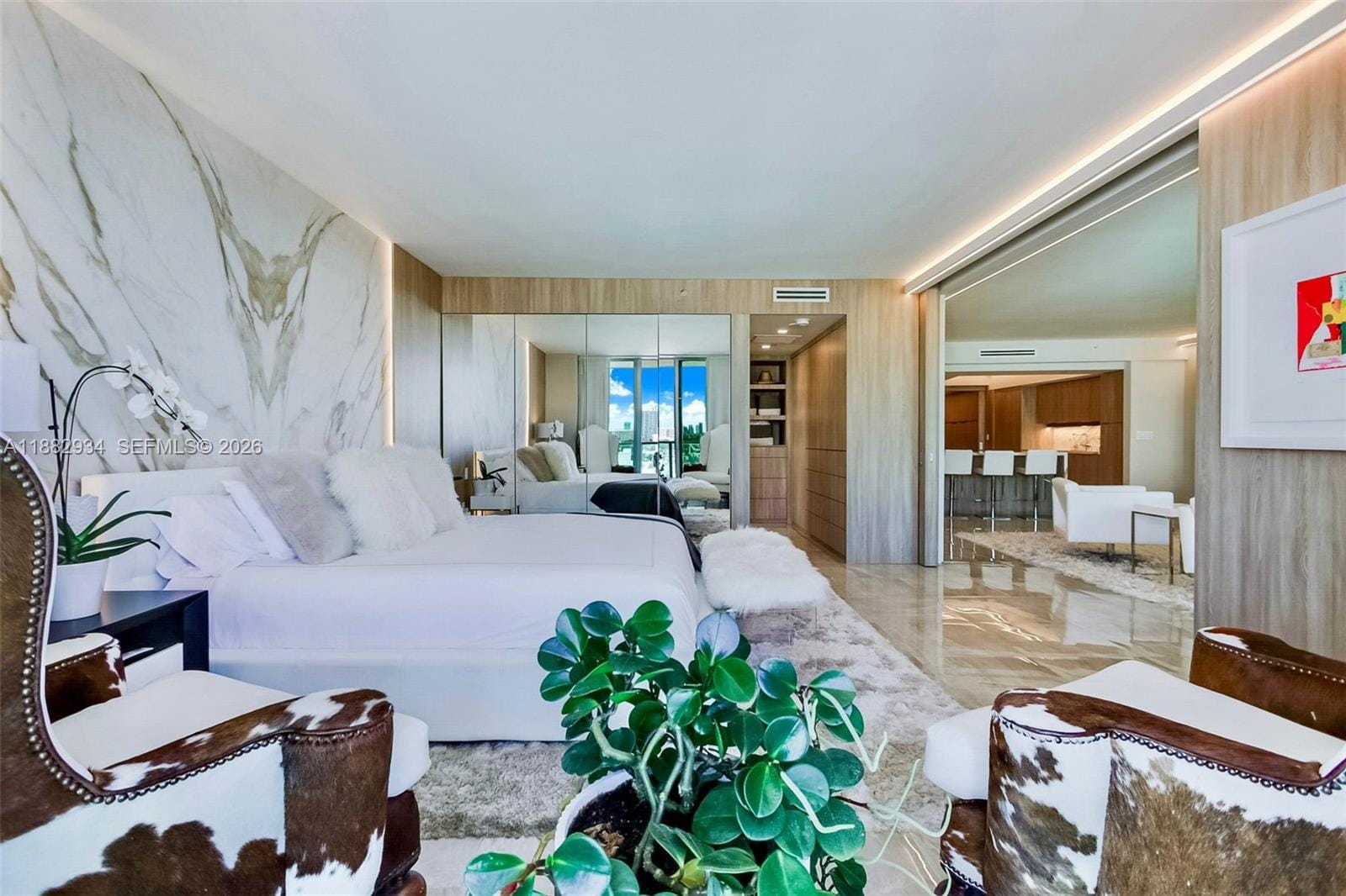 1455 Ocean Drive 811 — photo 12