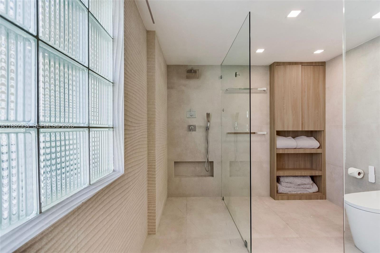 1455 Ocean Drive 811, Miami Beach, FL 33139 photo 15