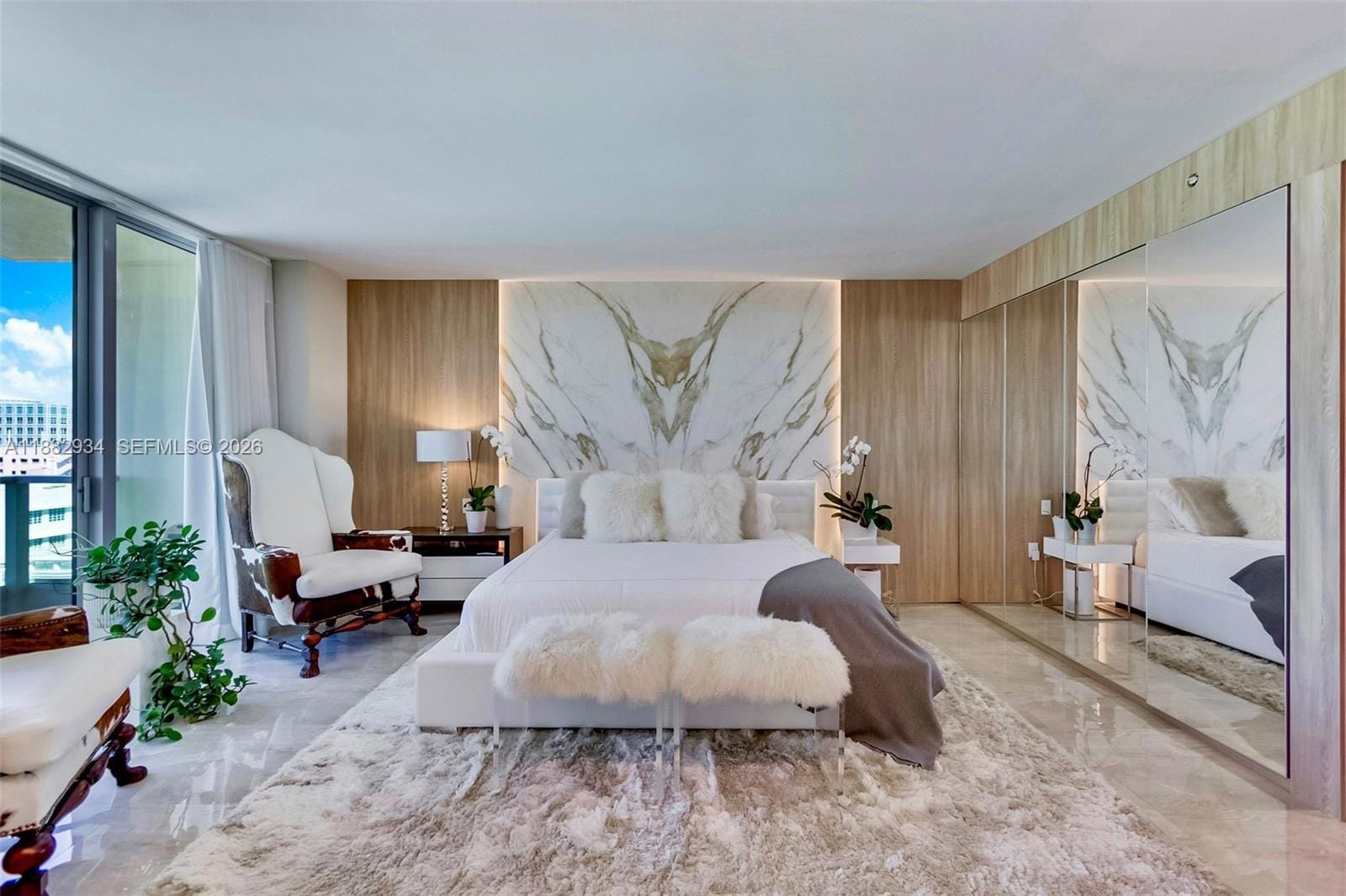 1455 Ocean Drive 811 — photo 9