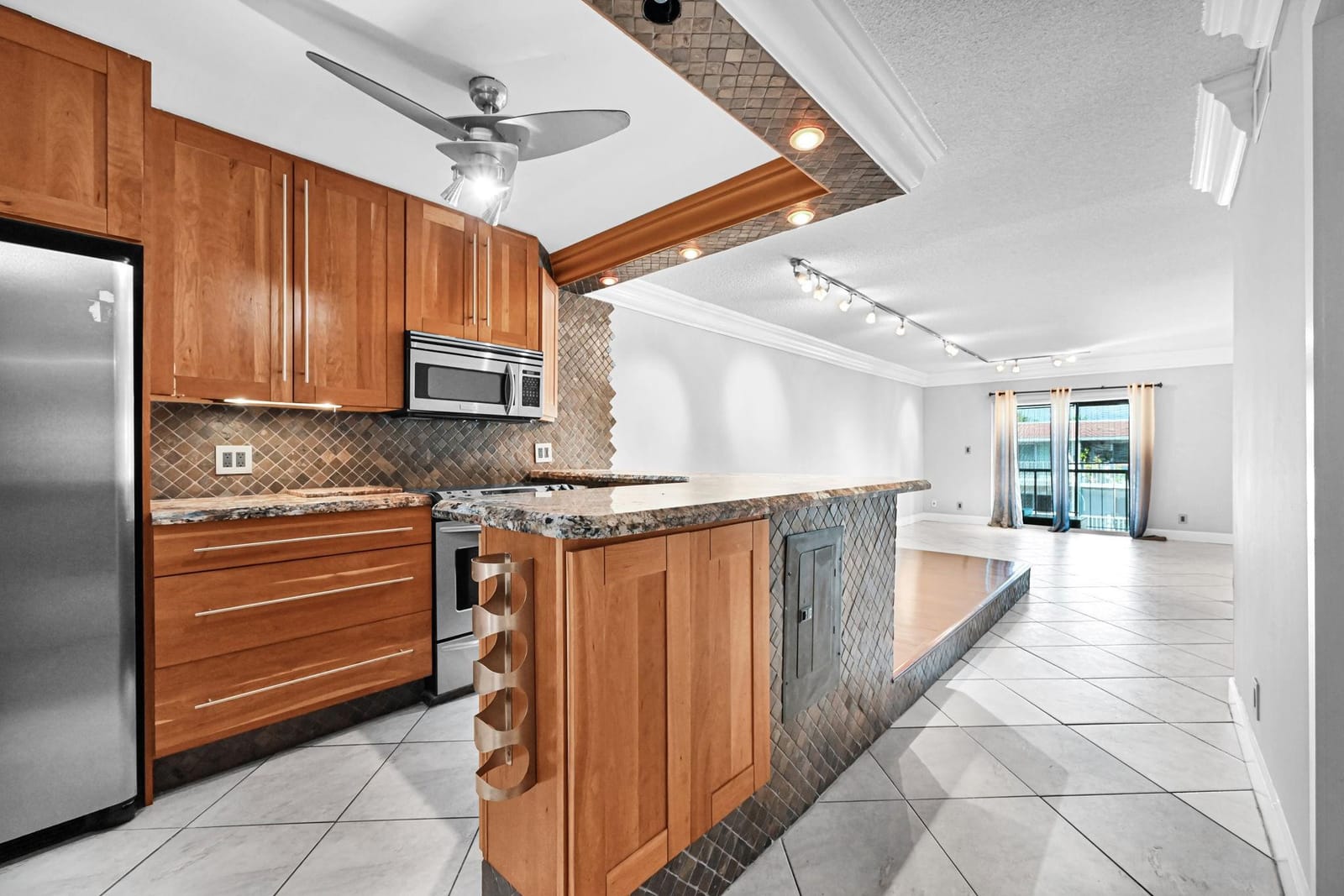 1775 N Andrews Square 308w — photo 2