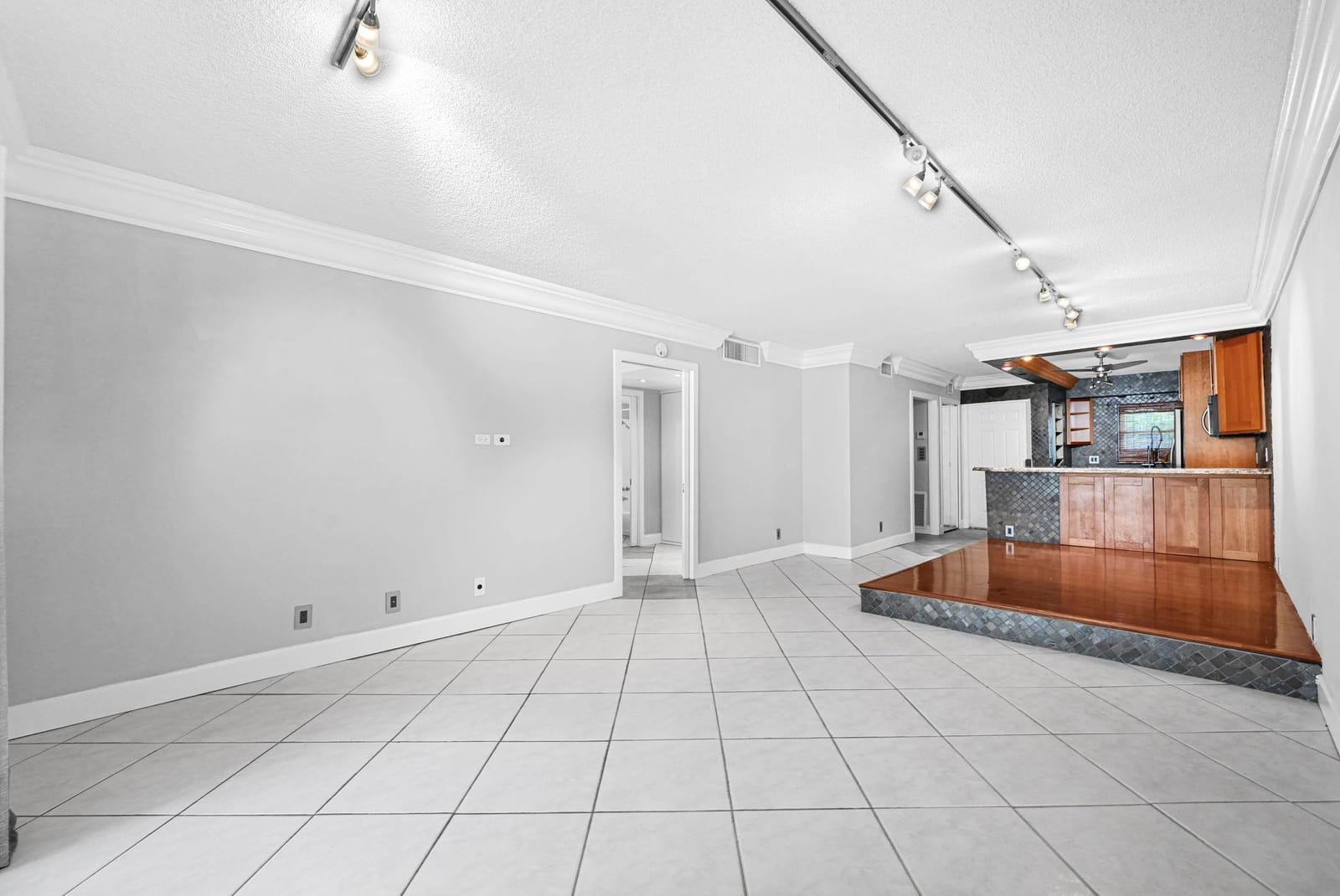 1775 N Andrews Square 308w — photo 5