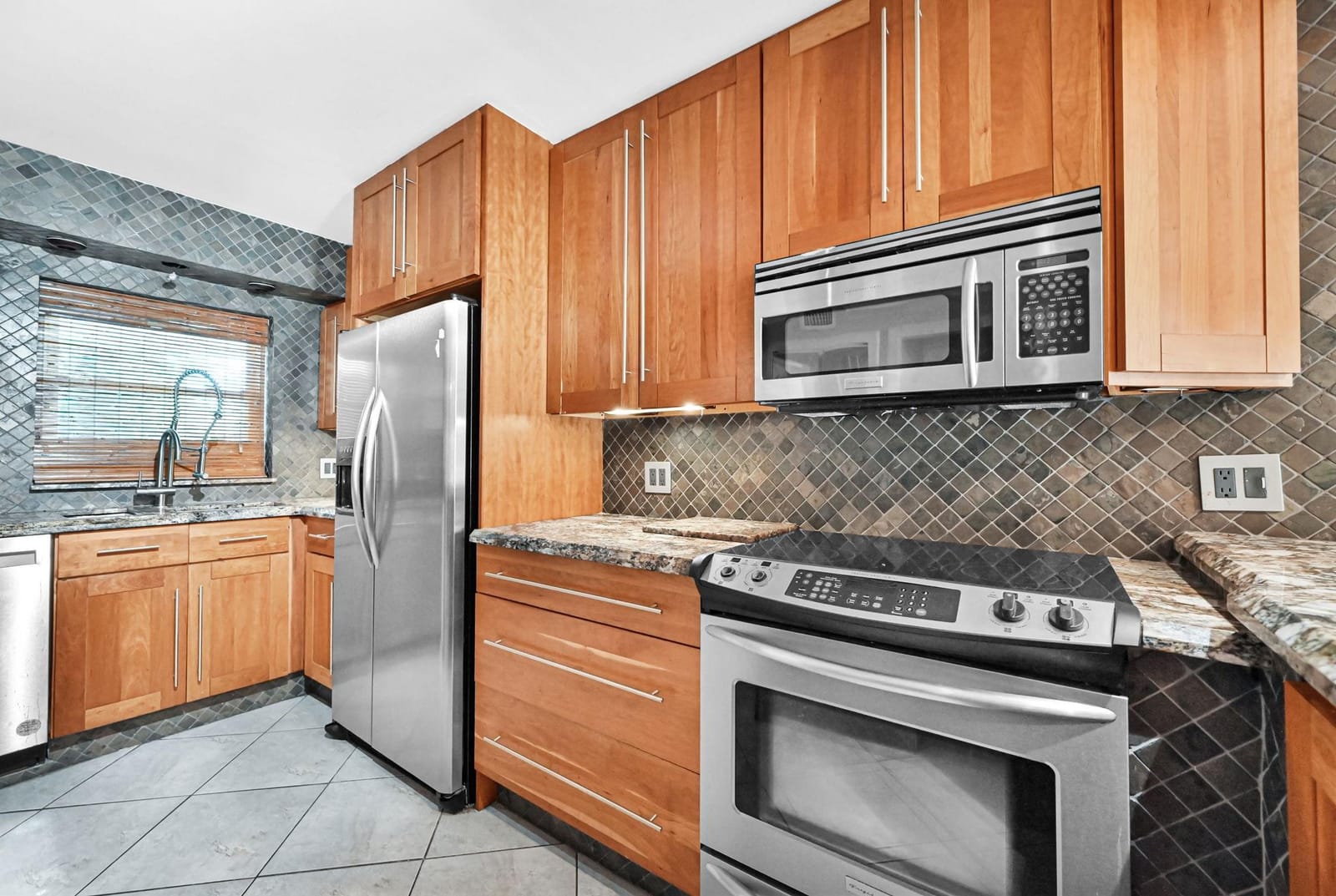 1775 N Andrews Square 308w — photo 9