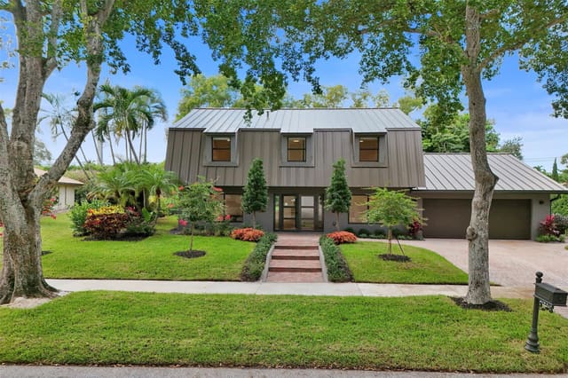 2413 NW 32nd Street, sold in Timbercreek North, Boca Raton, FL