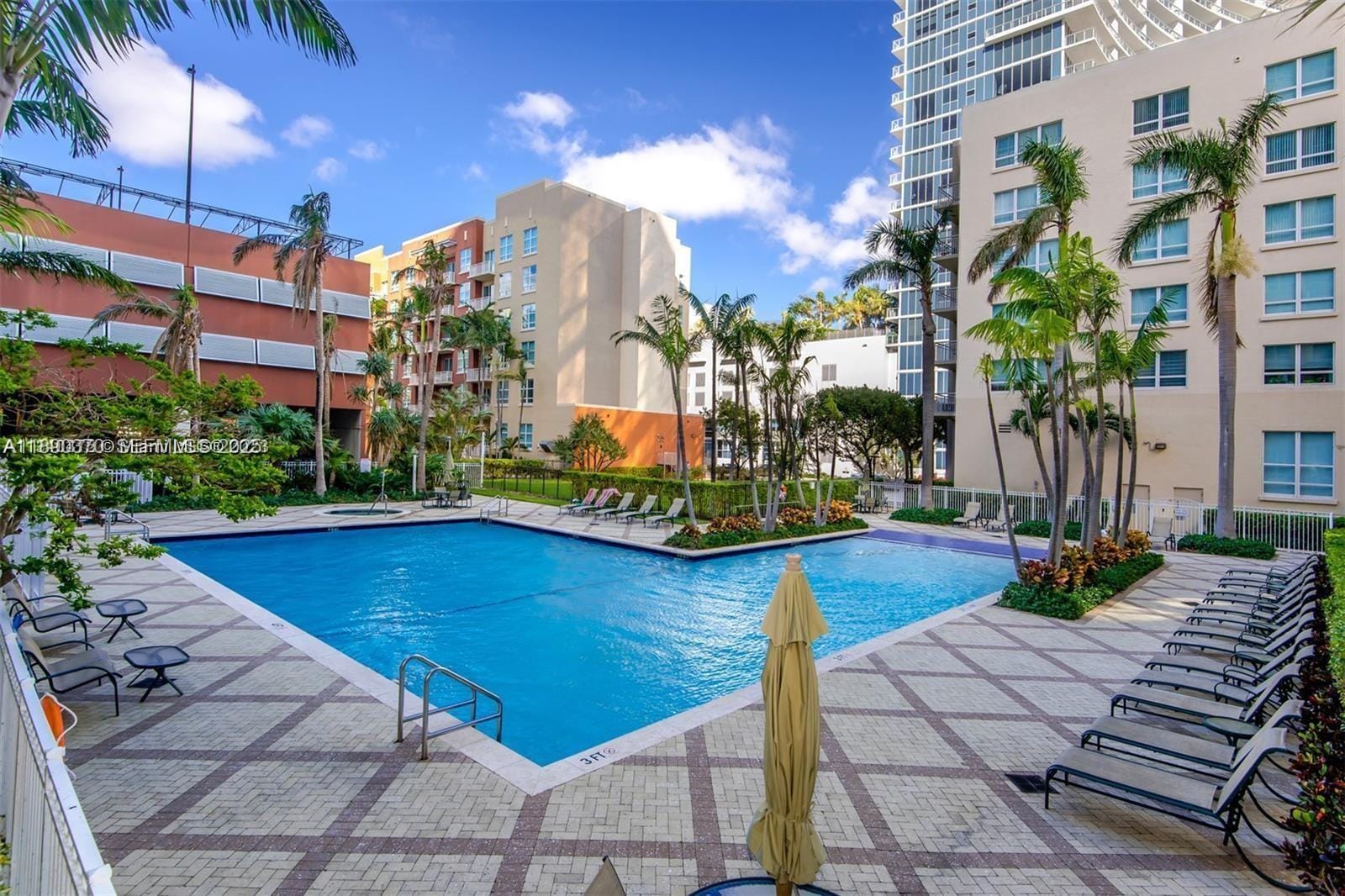 2000 N Bayshore Drive 226 — photo 9