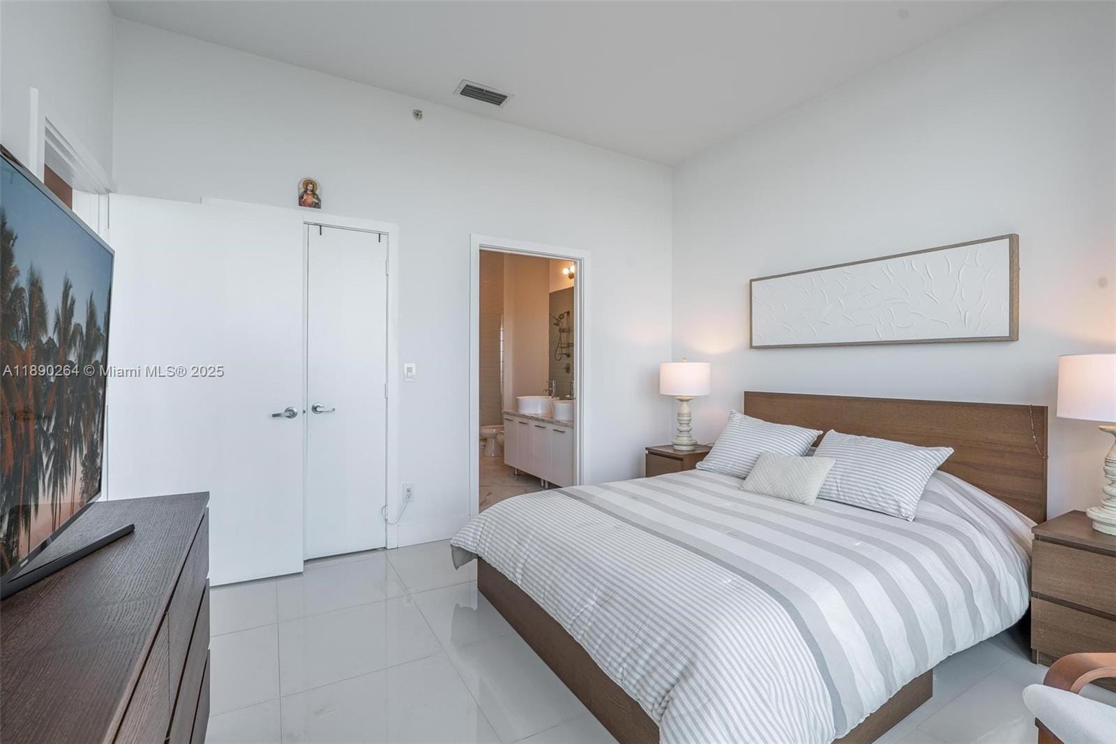 888 Biscayne Boulevard 1210, Miami, FL 33132 photo 20