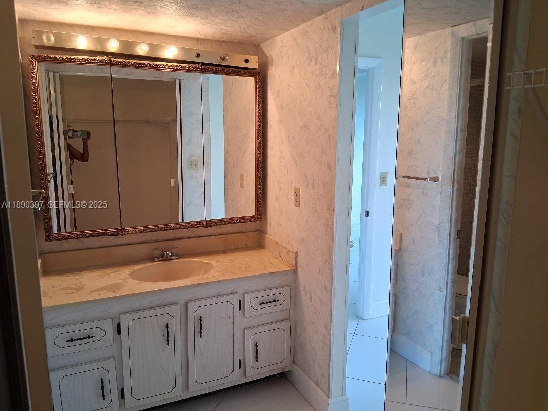 1300 St Charles Place 319, Pembroke Pines, FL 33026 photo 14