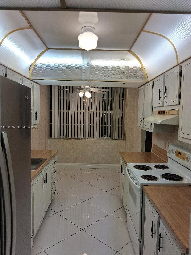 1300 St Charles Place 319 — photo 7