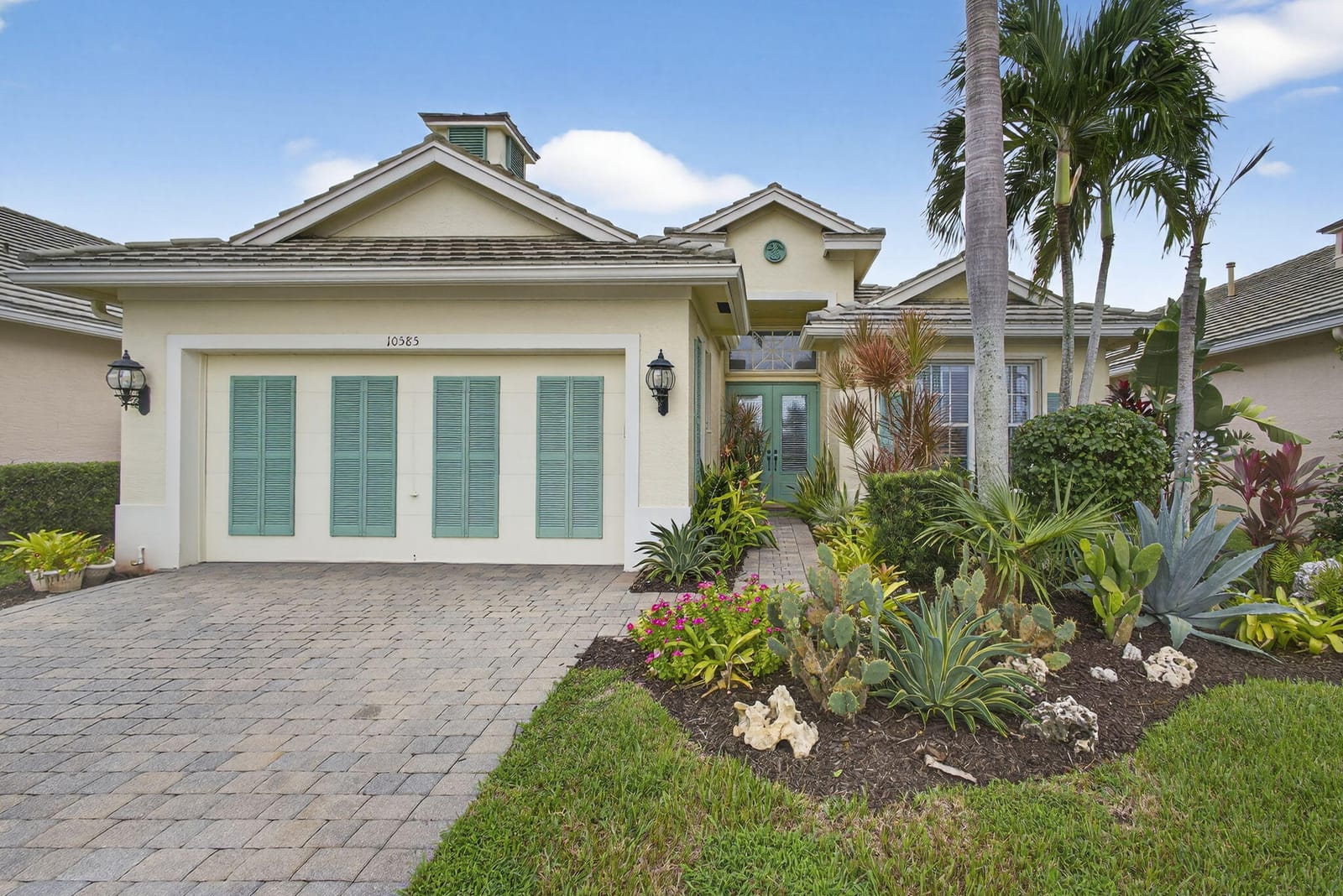 10585 La Strada, West Palm Beach, FL 33412 photo 2