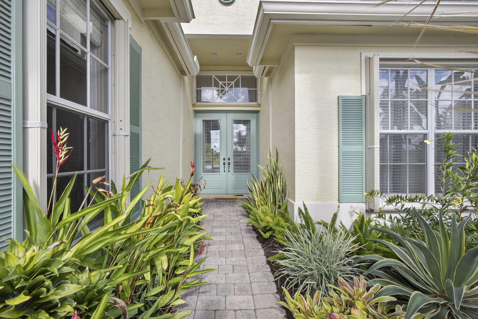 10585 La Strada, West Palm Beach, FL 33412 photo 3