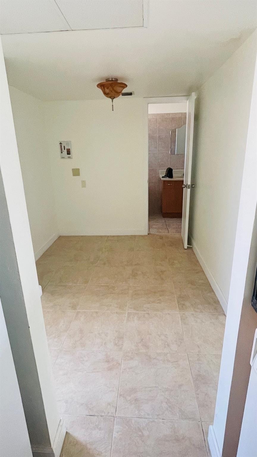 5111 W Oakland Park Boulevard 306 — photo 6