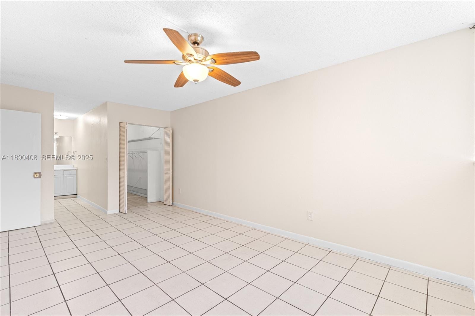 8895 Fontainebleau Boulevard 107, Miami, FL 33172 photo 23