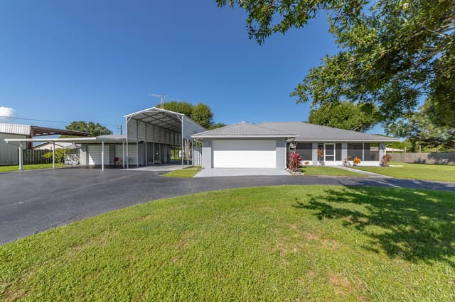3885 SW 11th Avenue, sold in Ousley Estates, Okeechobee, FL