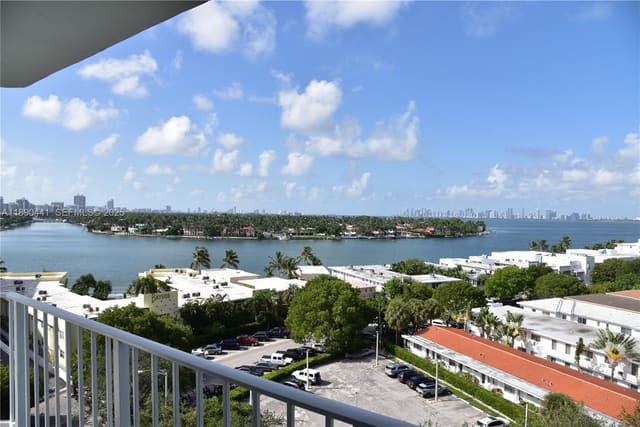 6900 Bay Drive 9D, Miami Beach, FL 33141