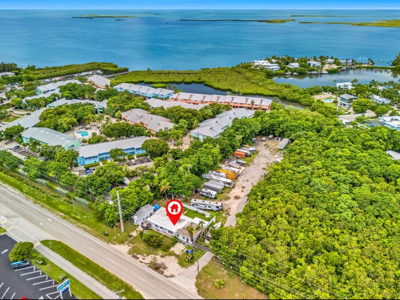 98468 Overseas Highway — photo 11
