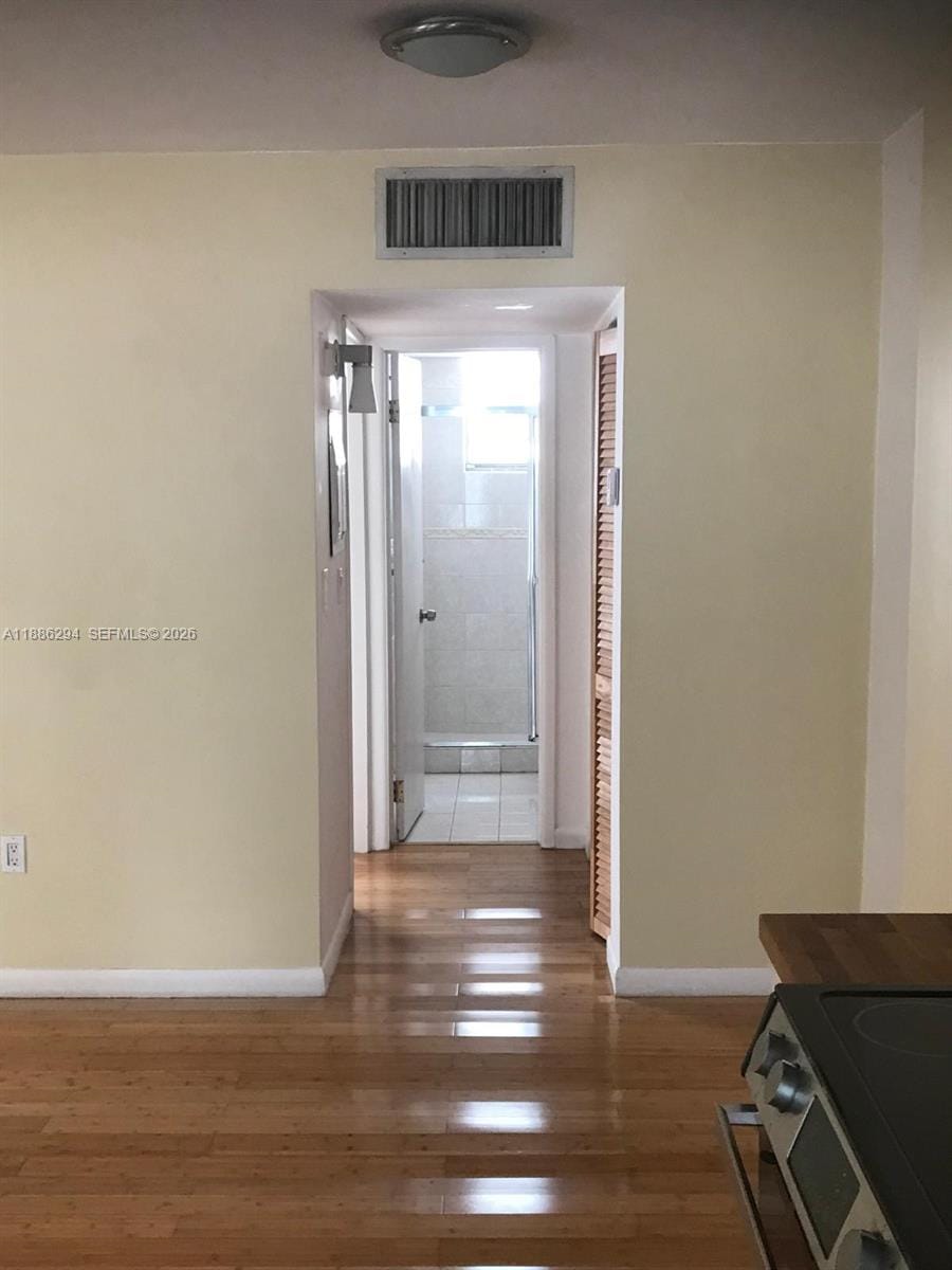 949 Pennsylvania Avenue 309 — photo 4