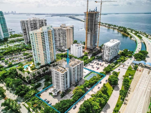 2501 Brickell Avenue 1103, sold in Brickell Park I Condo, Miami, FL