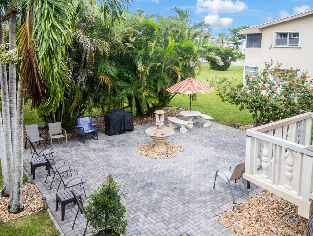 98 Bedford D 98, West Palm Beach, FL 33417 photo 15