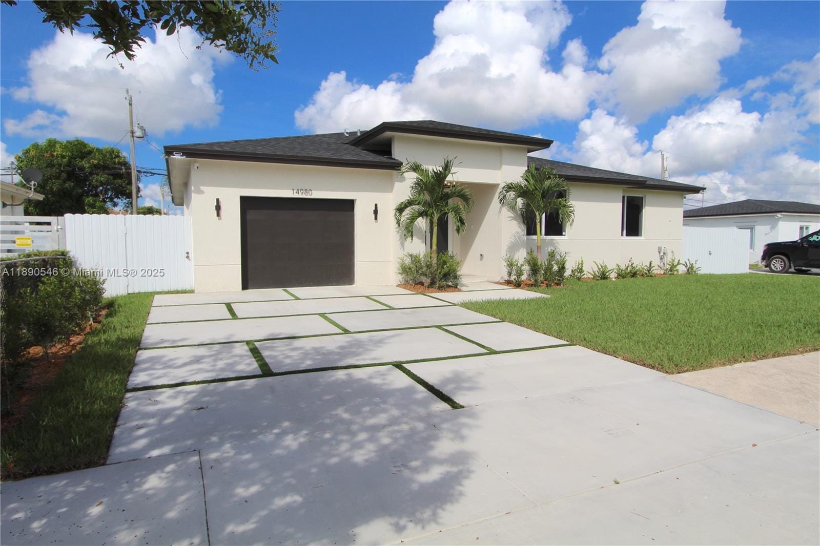 14980 Buchanan Street — photo 3