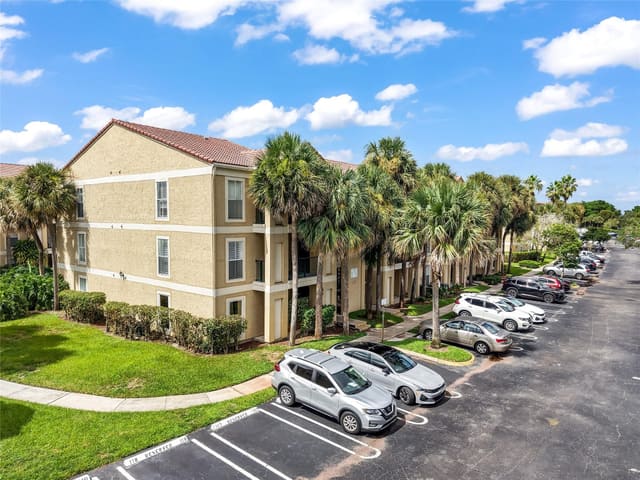 733 Riverside Drive 1216, sold in Savannah At Riverside Con, Coral Springs, FL