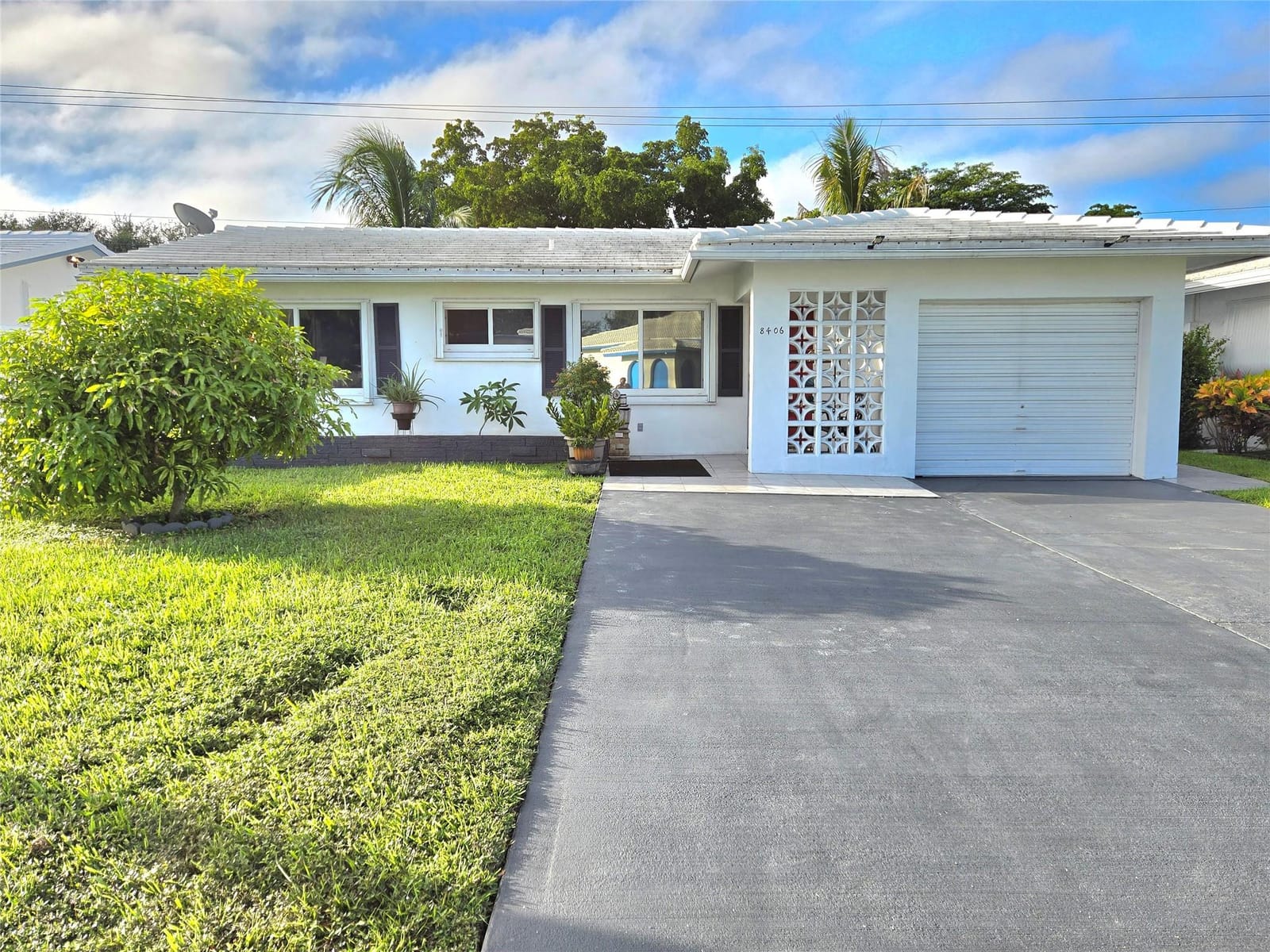 8406 NW 57th Court, Tamarac, FL 33321