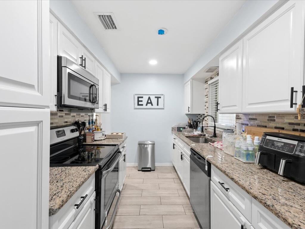 421 W 33 Street, West Palm Beach, FL 33404 photo 6