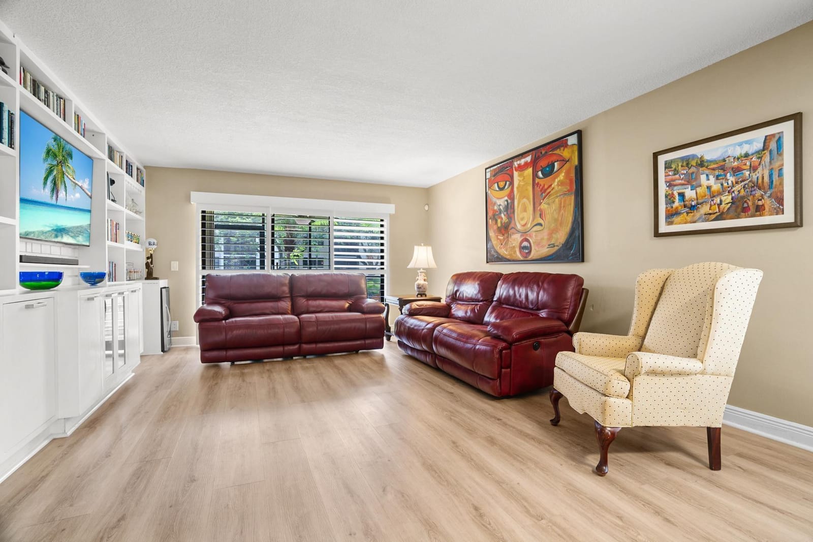 410 Lakeview Drive 104, Weston, FL 33326 photo 13