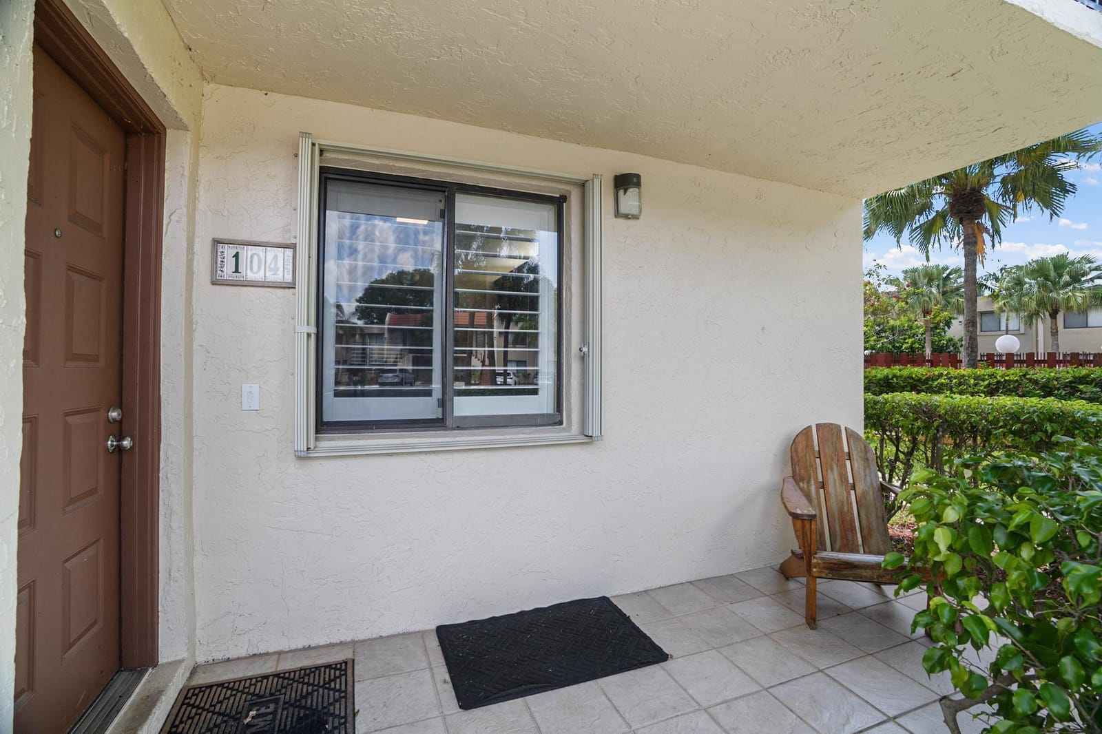 410 Lakeview Drive 104 — photo 3