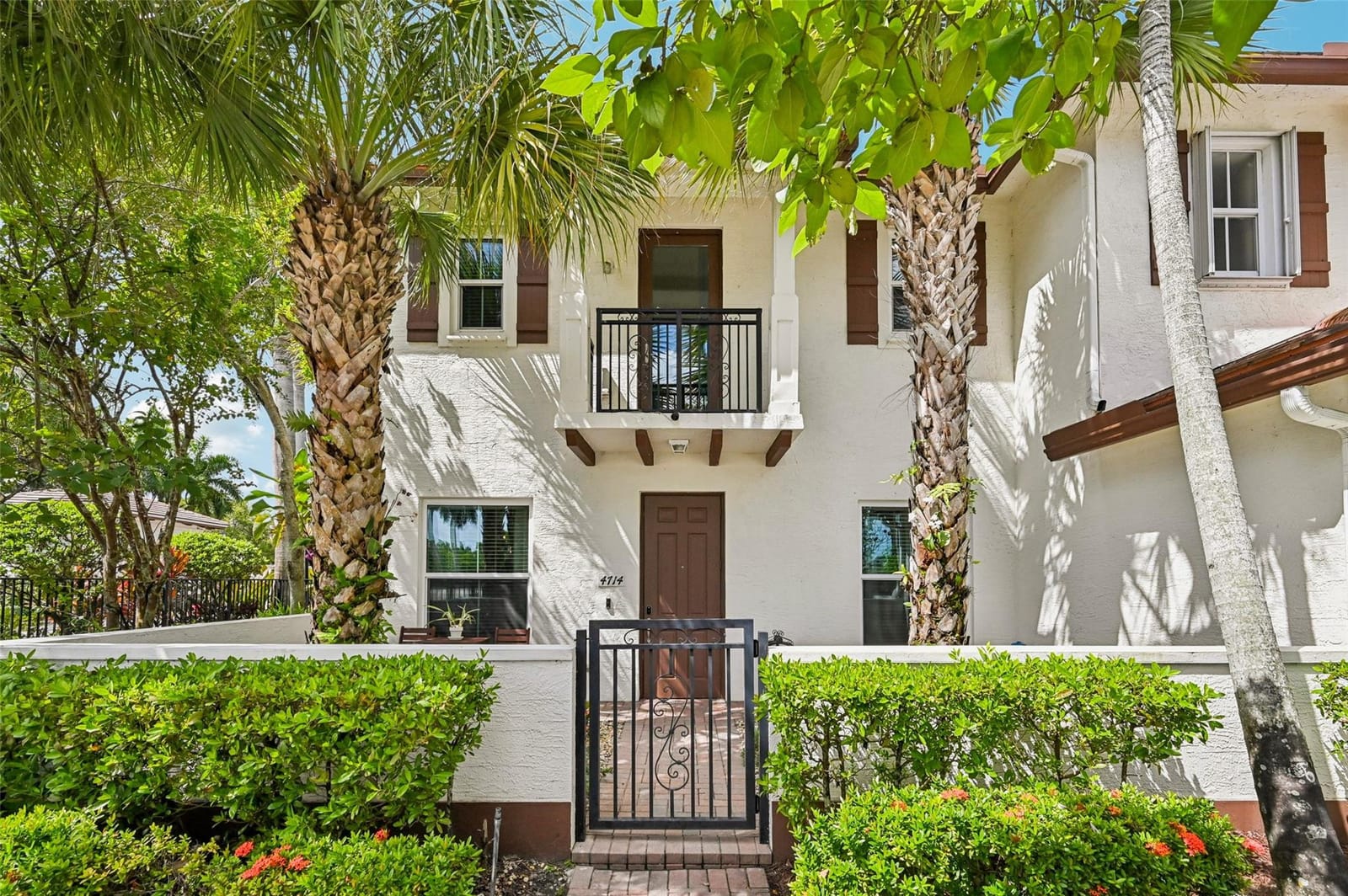 4714 Monarch Way, Coconut Creek, FL 33073