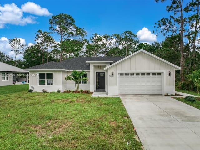 416 Lark Terrace, Sebring, FL 33872