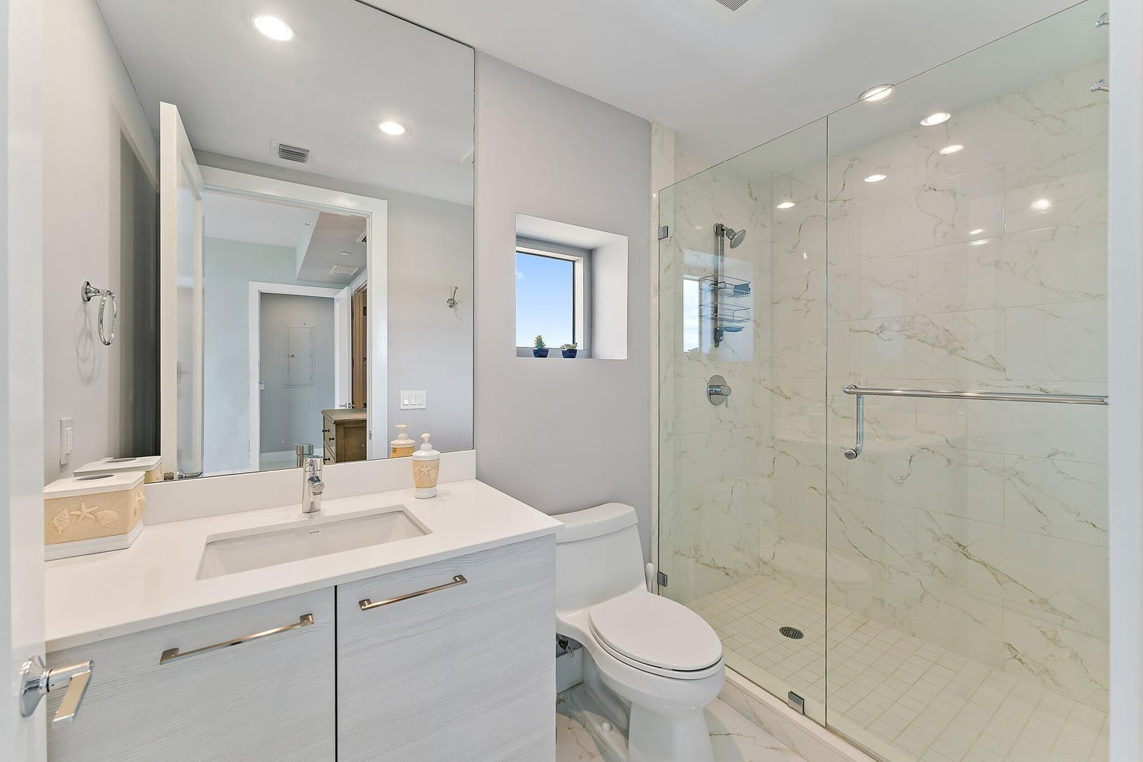 1 Water Club Way 1704, North Palm Beach, FL 33408 photo 16