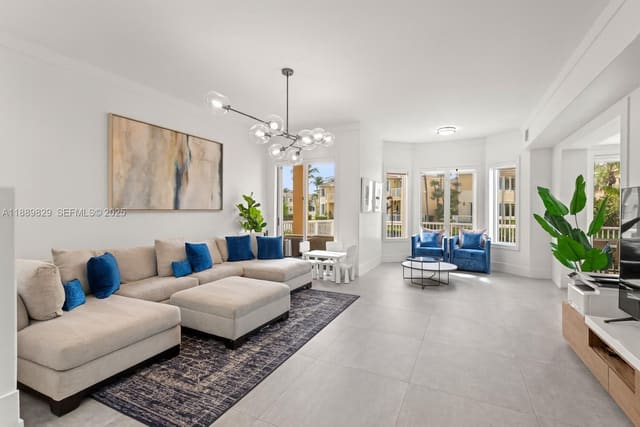 3172 NE 211th Street, Aventura, FL 33180