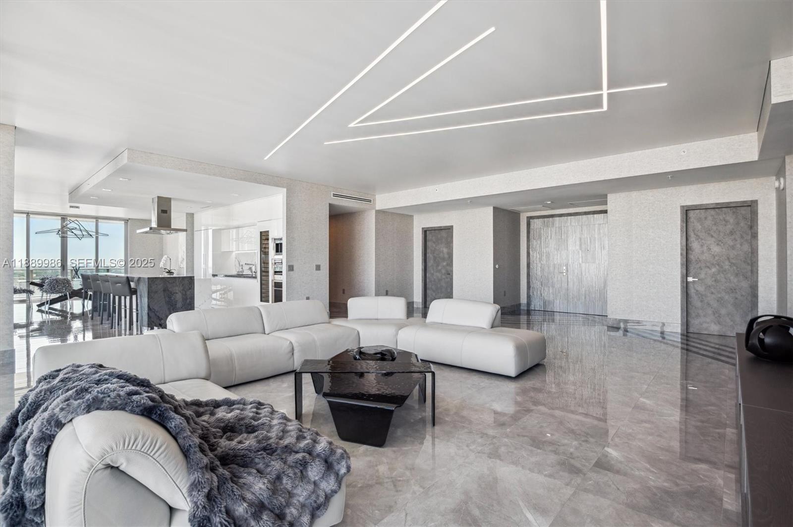 330 Sunny Isles Boulevard 5UPH04 — photo 11