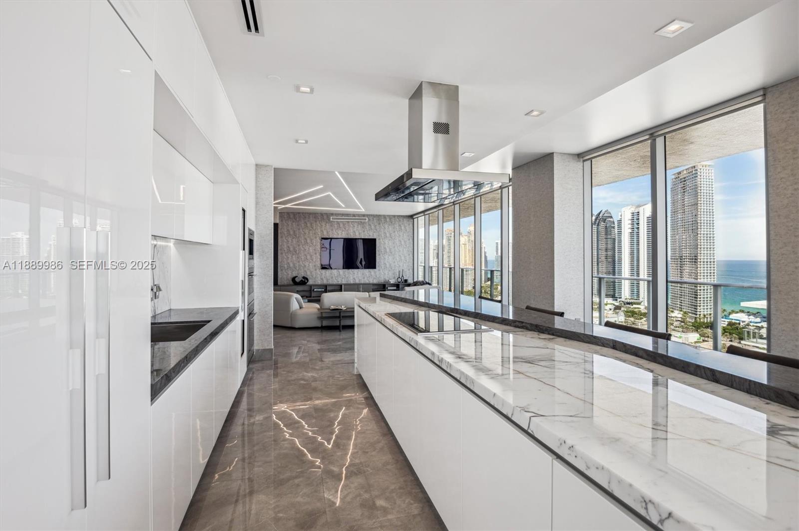 330 Sunny Isles Boulevard 5UPH04, Sunny Isles Beach, FL 33160 photo 21