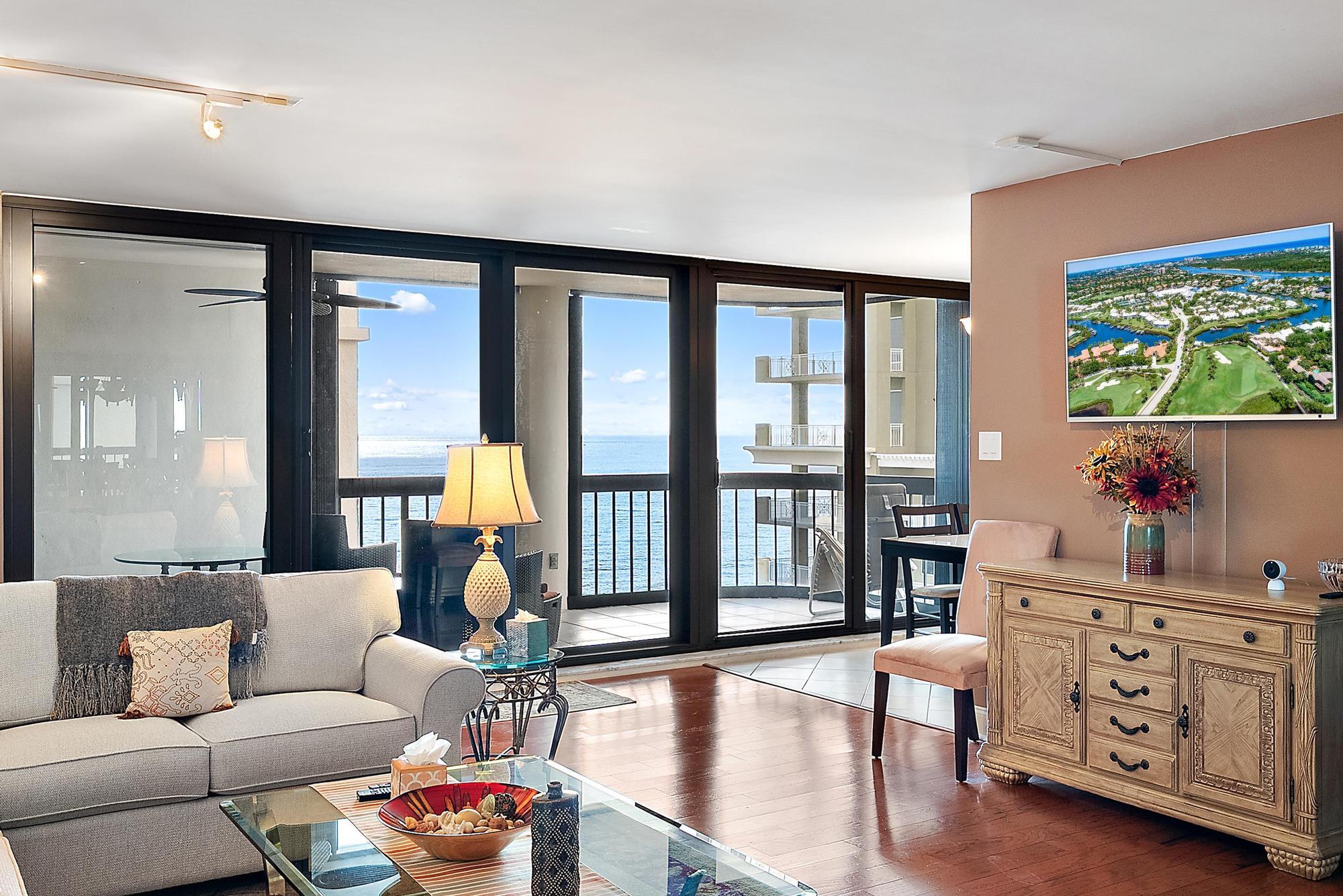 5380 N Ocean Drive 10-B, Singer Island, FL 33404, Singer Island